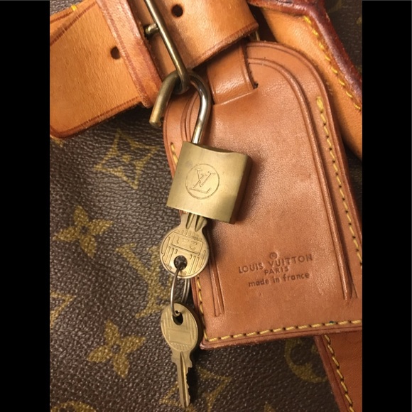 Authentic LV Keepall 50 - Picture 3 of 15